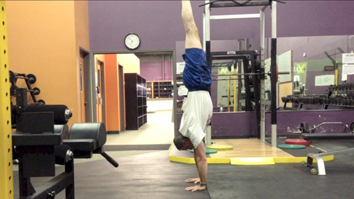 lyle handstand