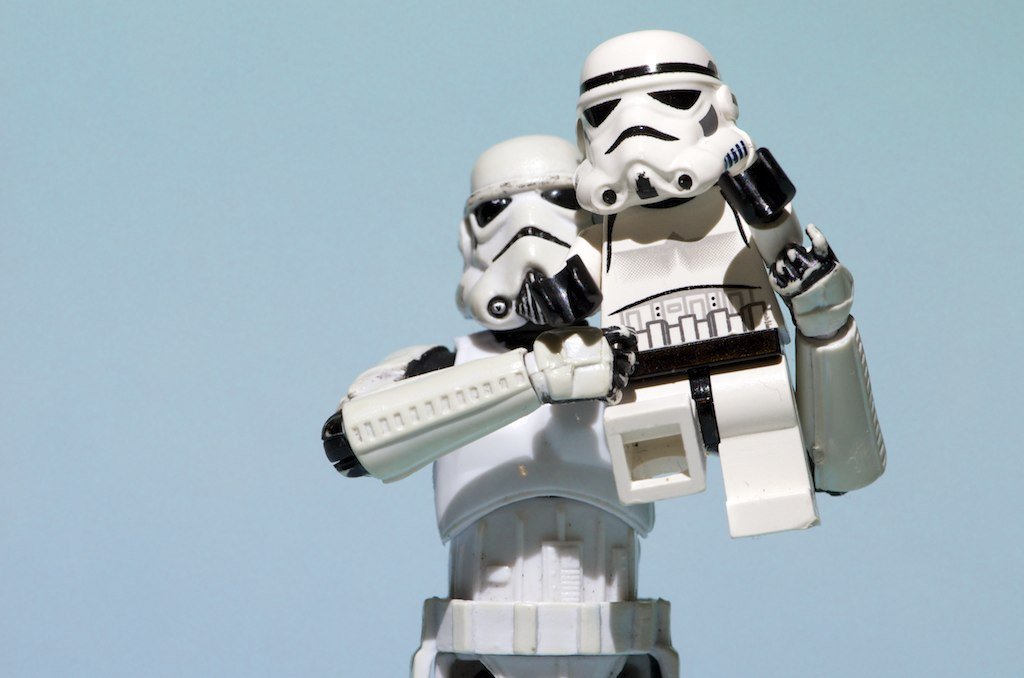Now that you know how to overhead press, how's this trooper's form look?