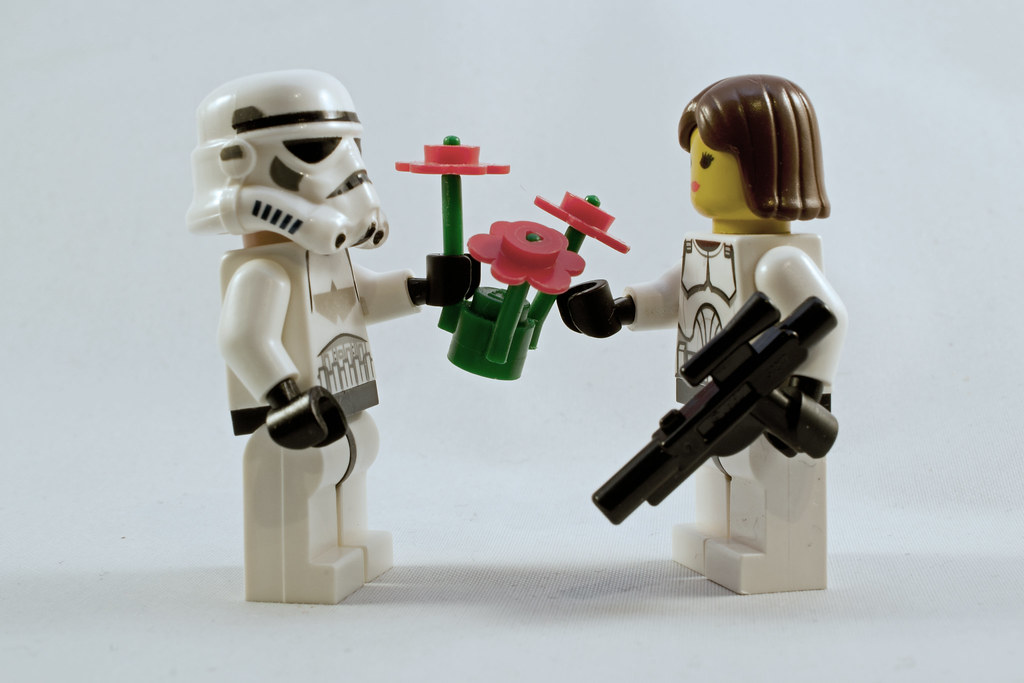 Proper love can make for a leveled up life, as these two LEGOS know.
