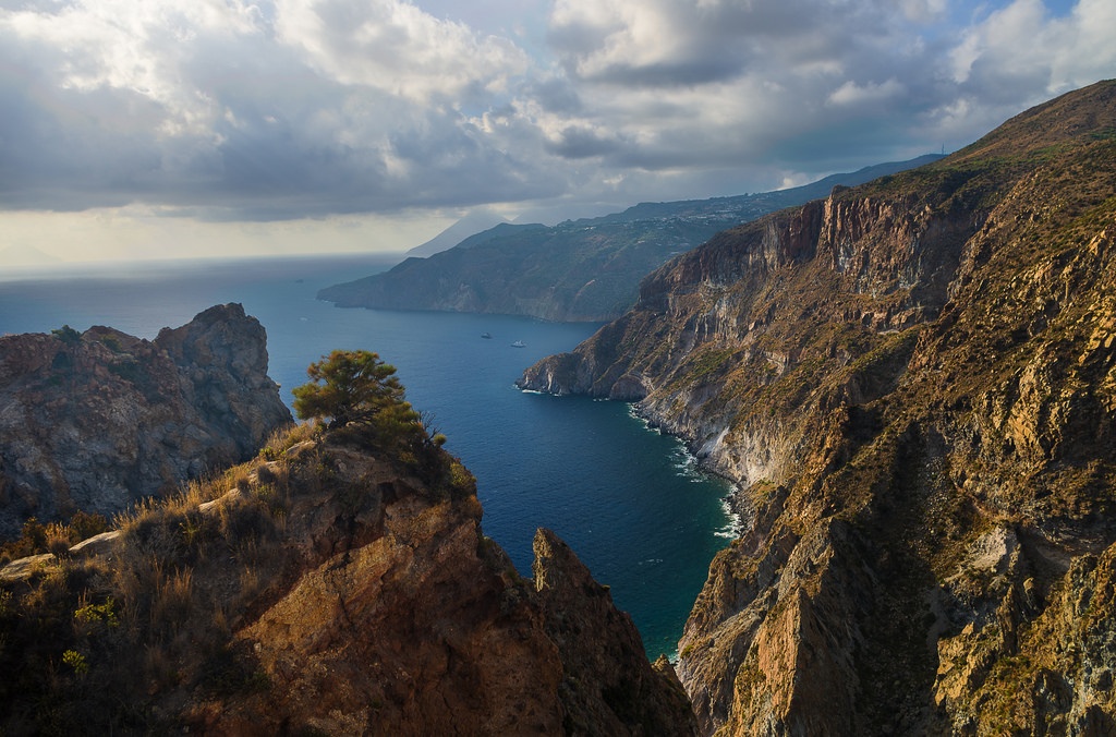 The Mediterranean sure is pretty. But is the diet legit?