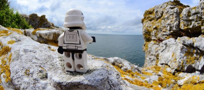 We'll discuss some tips if you find yourself alone like LEGO and don't have a spotter for the bench.