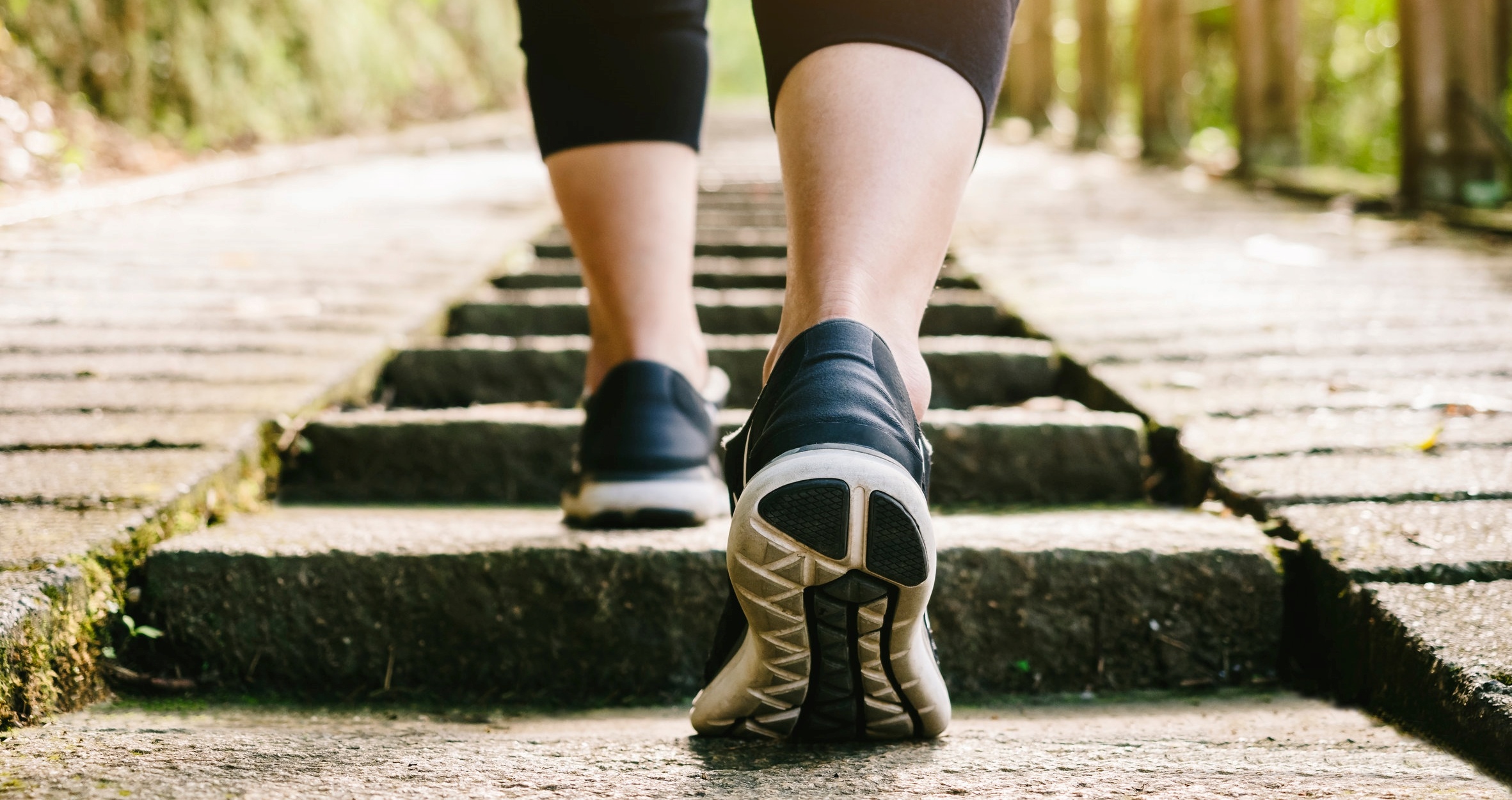 Woman walk step exercise outdoor sport shoe Trail Track