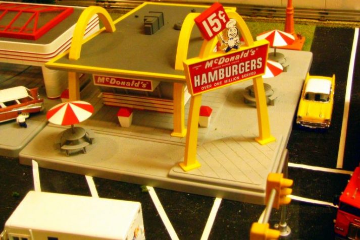 Can you eat healthy while traveling at fast food, like McDonald's?