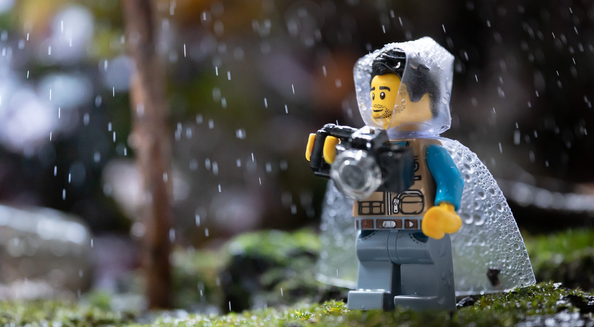 What should you do on your day off from the gym? Go outside like this LEGO!